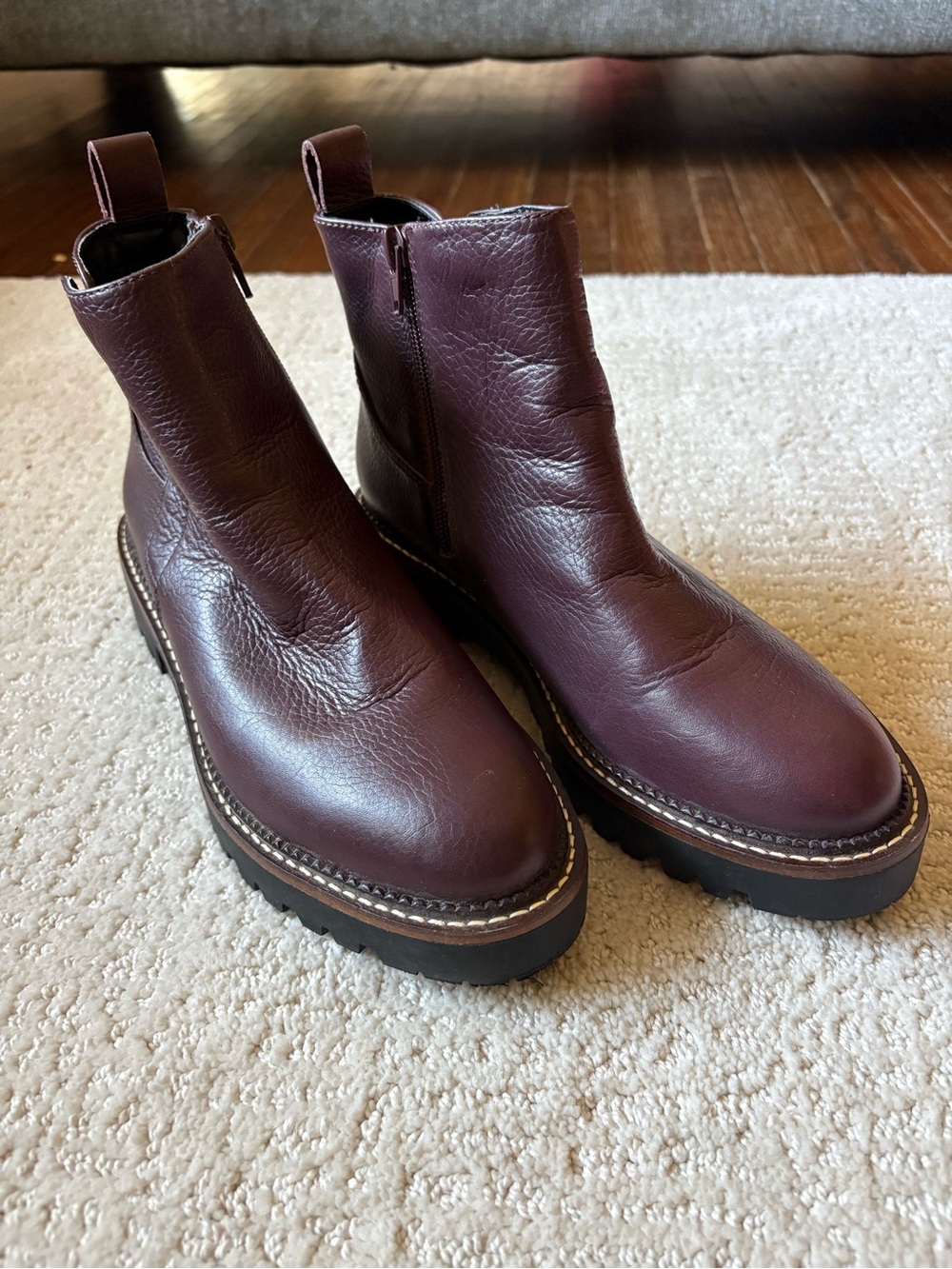 Nordstrom Miller Water Resistant Burgundy Leather Chelsea Ankle Boots Size 6.5